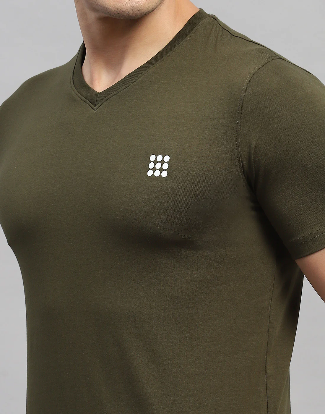 Rock.it Men Olive Solid V Neck Half Sleeve T-Shirt - Image 7