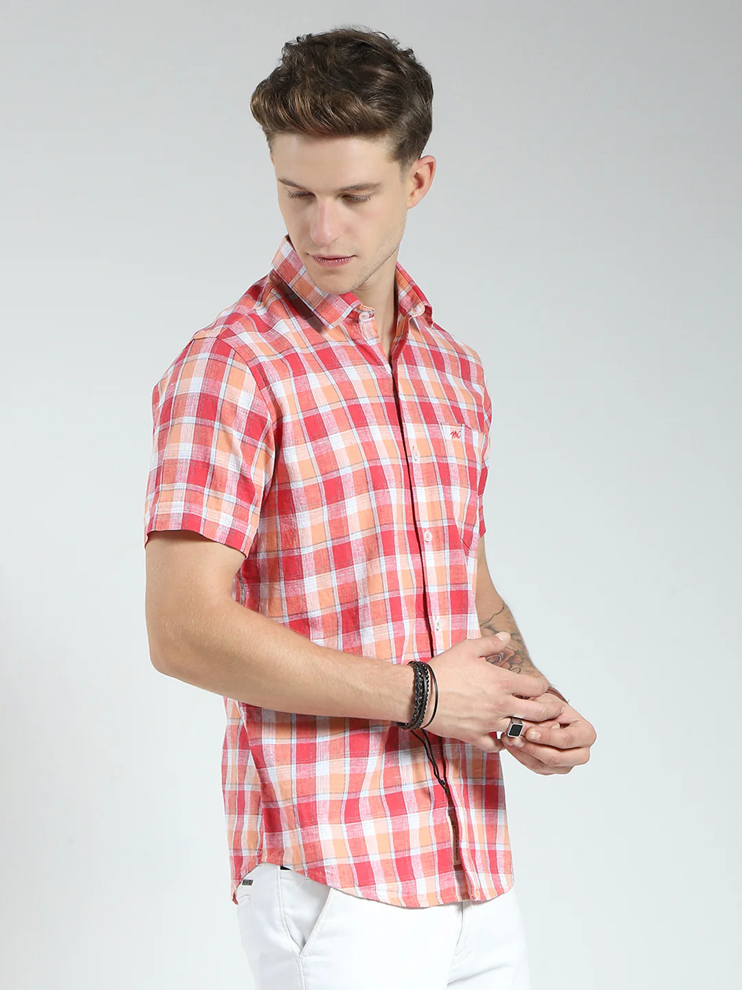Men Orange Check Collar Half Sleeve Linen Shirt - Image 4