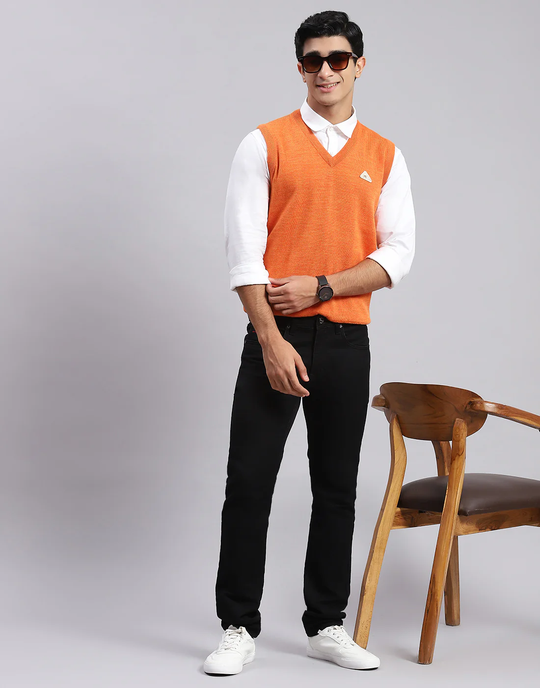 Men Orange Solid V Neck Sleeveless Sweaters/Pullovers - Image 5