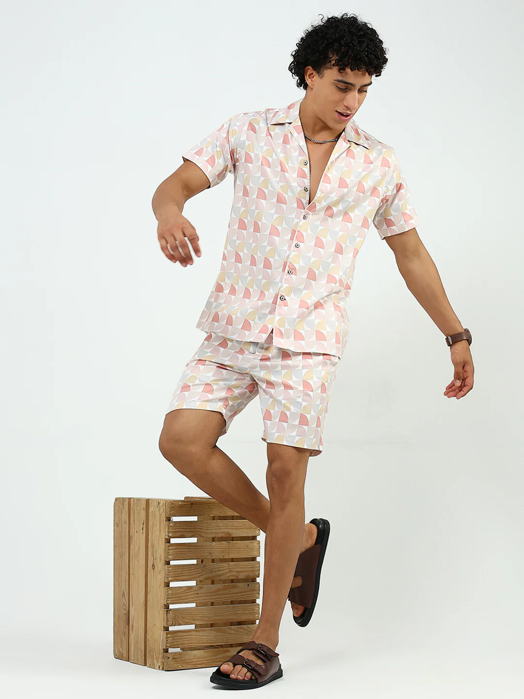 Men Peach Printed Collar Half Sleeve Cords Set - Image 2