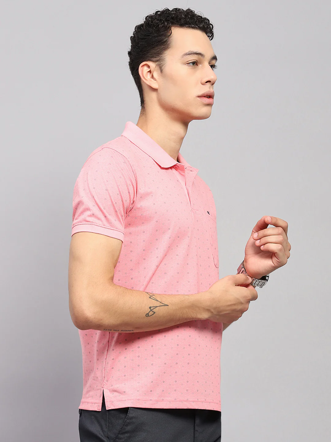 Men Pink Printed Collar Half Sleeve T-Shirt - Image 4