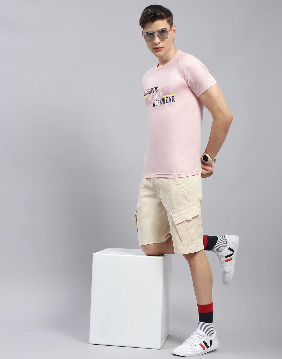 Men Pink Printed Round Neck Half Sleeve T-Shirt - Image 2