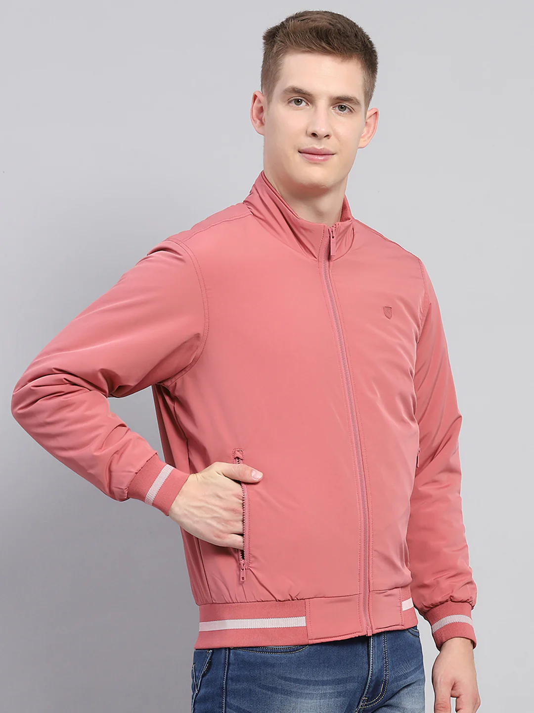 Men Pink Solid Mock Neck Full Sleeve Jacket - Image 4