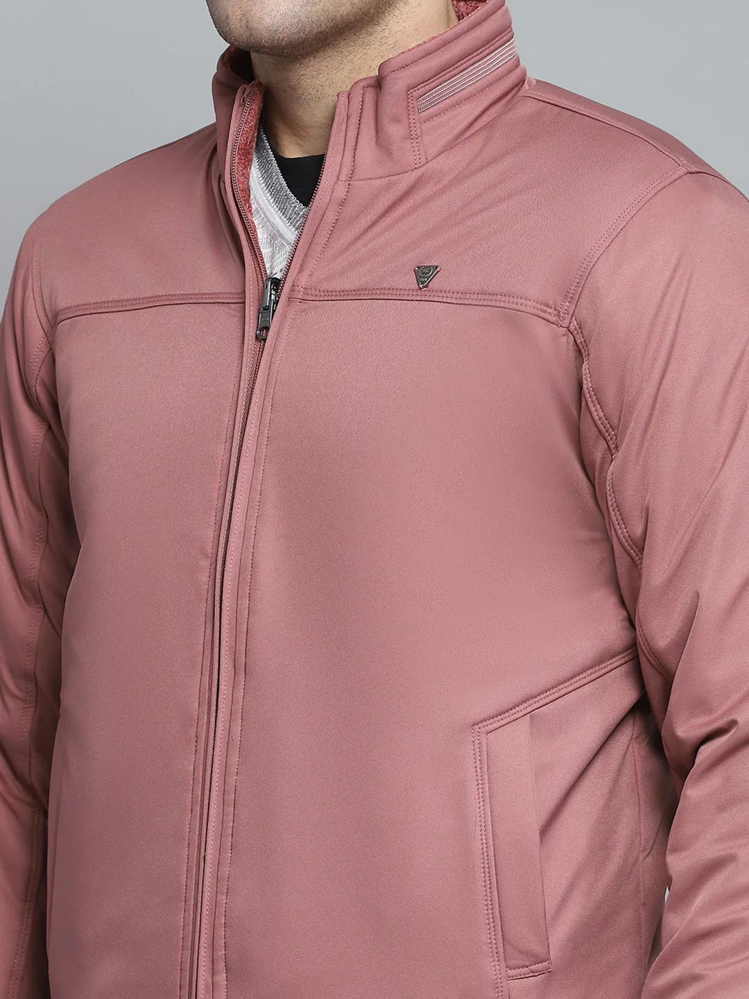 Men Pink Solid Mock Neck Full Sleeve Jacket - Image 11
