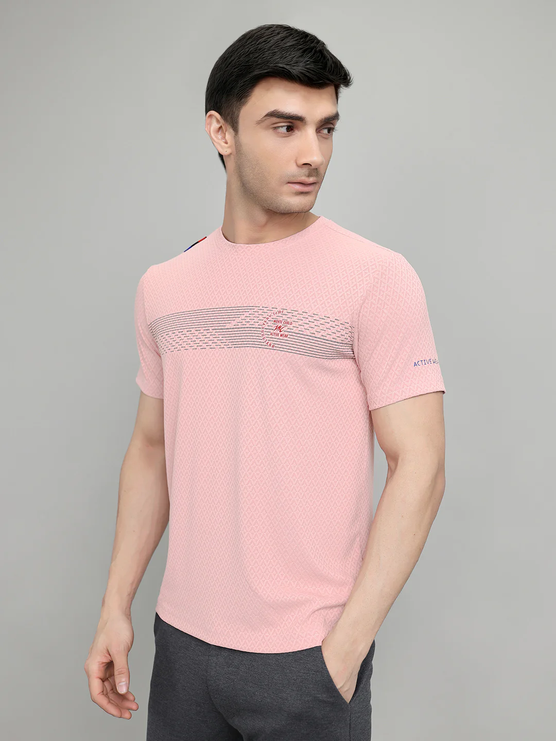Men Pink Solid Round Neck Half Sleeve T-Shirt - Image 2