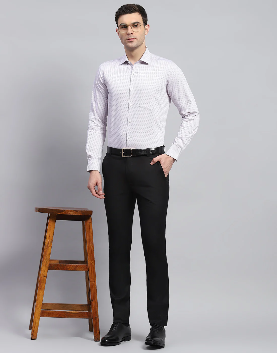 Men Pink Solid Spread Collar Full Sleeve Shirt - Image 2