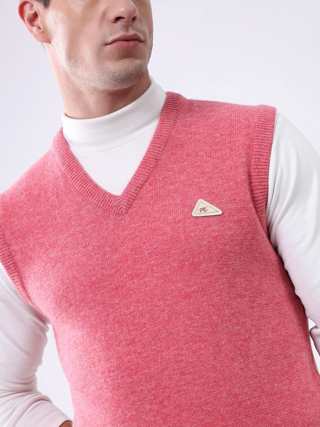 Men Pink Solid V Neck Sleeveless Sweater - Image 7