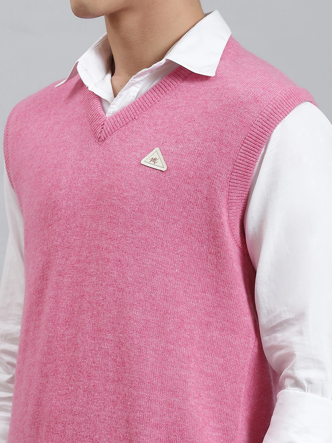 Men Pink Solid V Neck Sleeveless Sweaters/Pullovers - Image 6