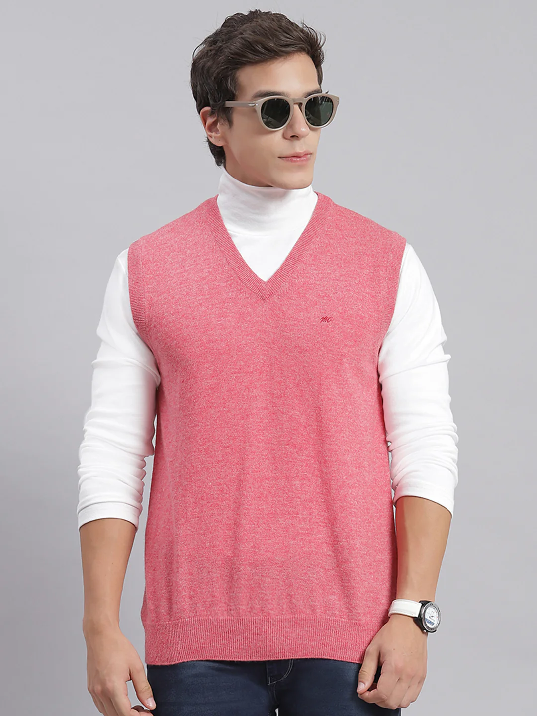Men Pink Solid V Neck Sleeveless Sweaters/Pullovers - Image 2