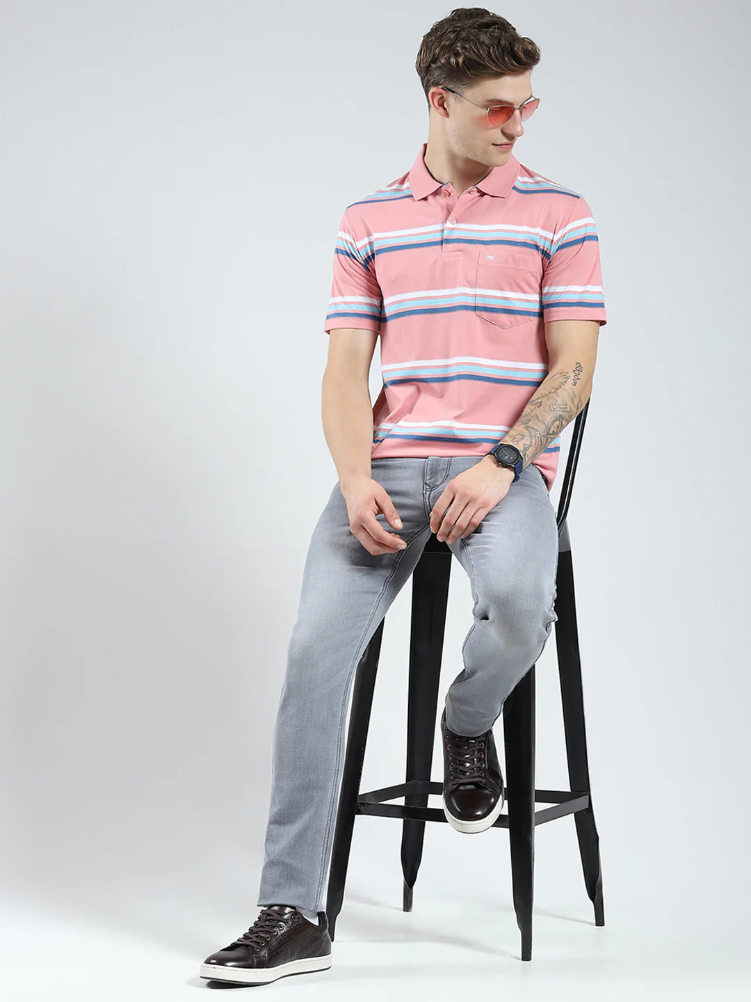 Men Pink Stripe Collar Half Sleeve T-Shirt - Image 2