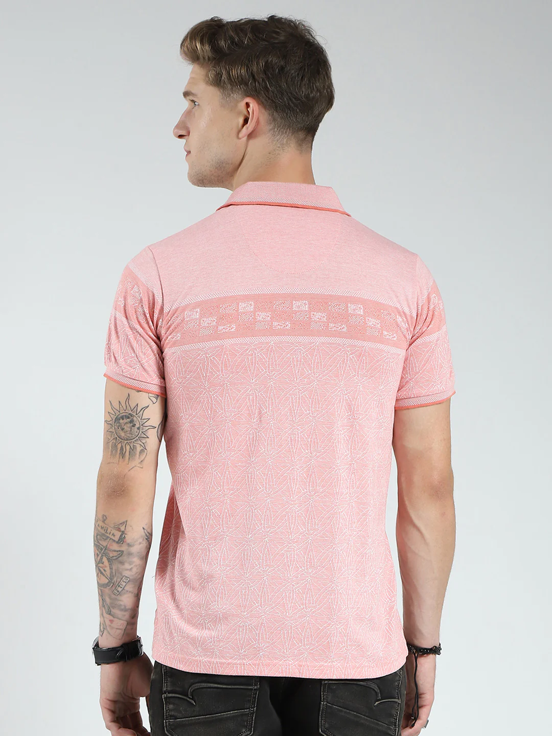 Men Pink Stripe Collar Half Sleeve T-Shirt - Image 5