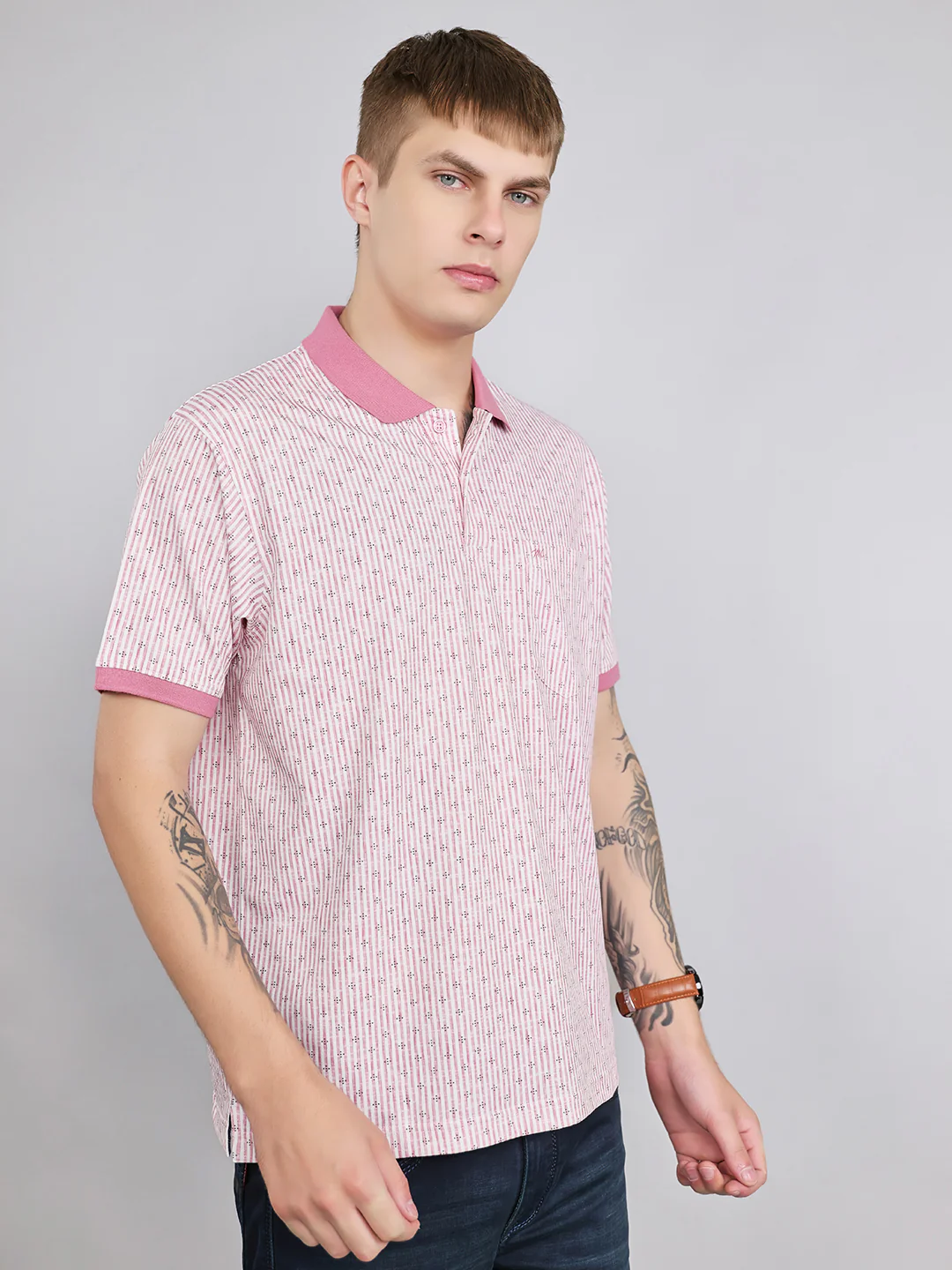 Men Pink Stripe Collar Half Sleeve T-Shirt - Image 3