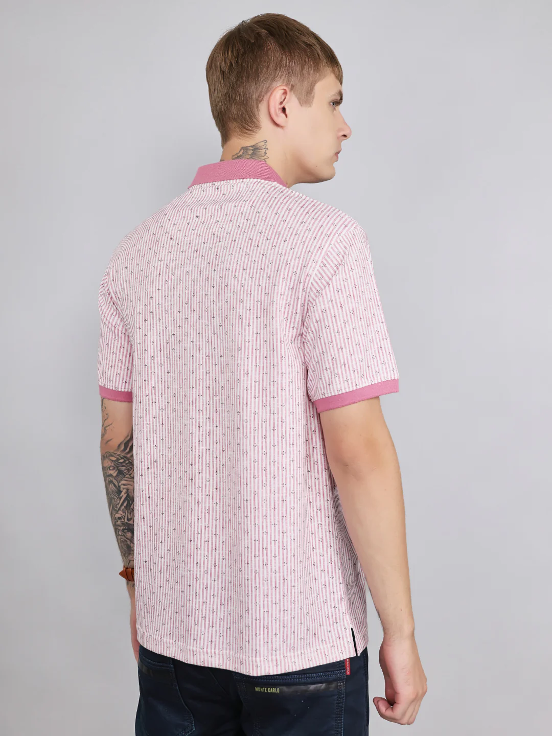Men Pink Stripe Collar Half Sleeve T-Shirt - Image 4
