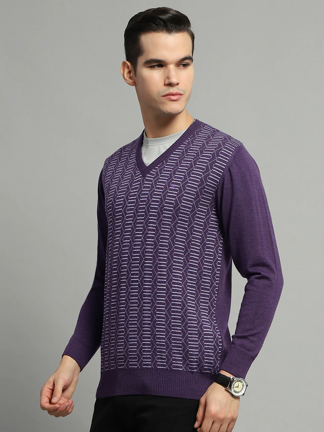 Luxuria Men Purple Self Design V Neck Full Sleeve Pullover - Image 3