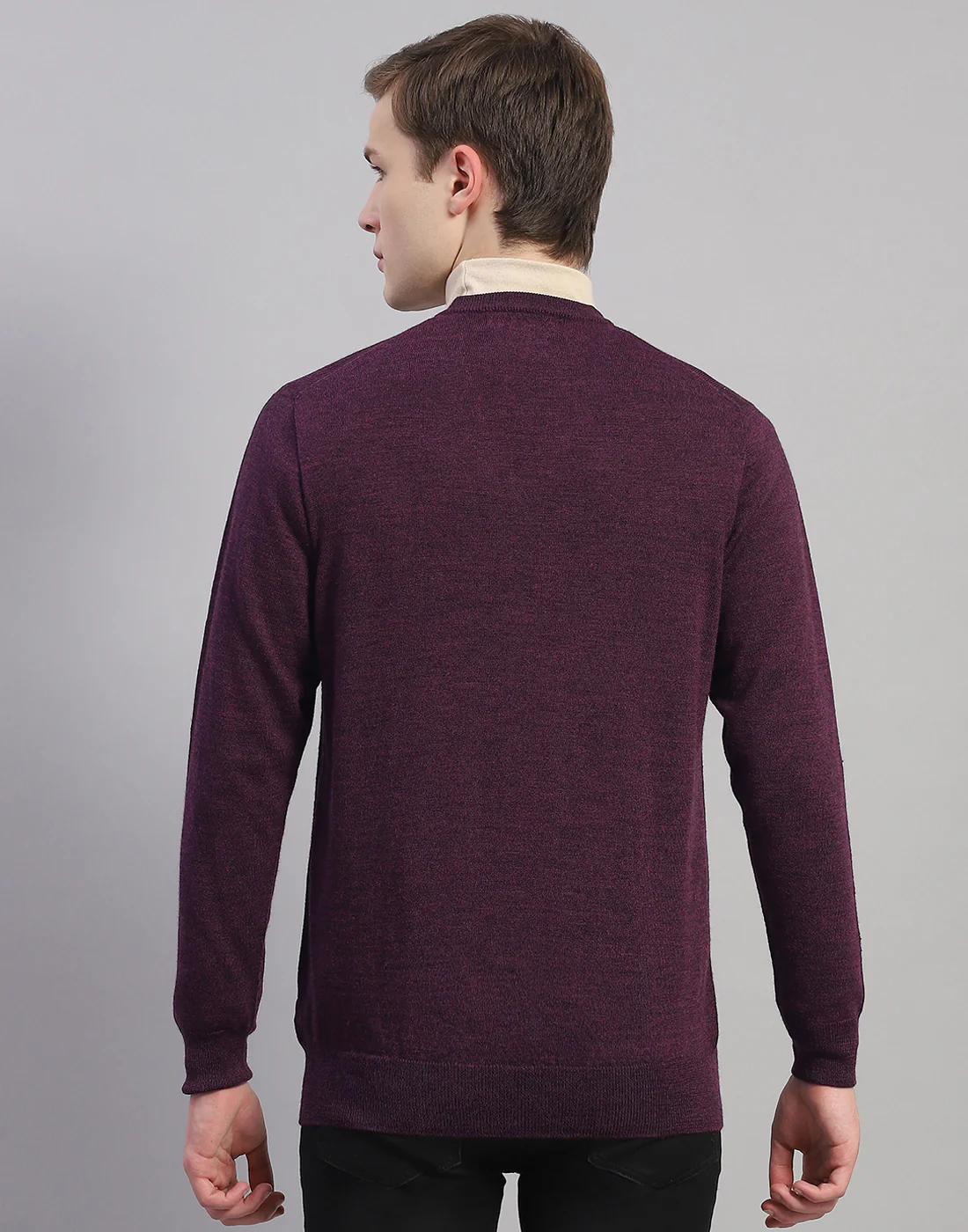 Men Purple Solid V Neck Full Sleeve Pullover - Image 6
