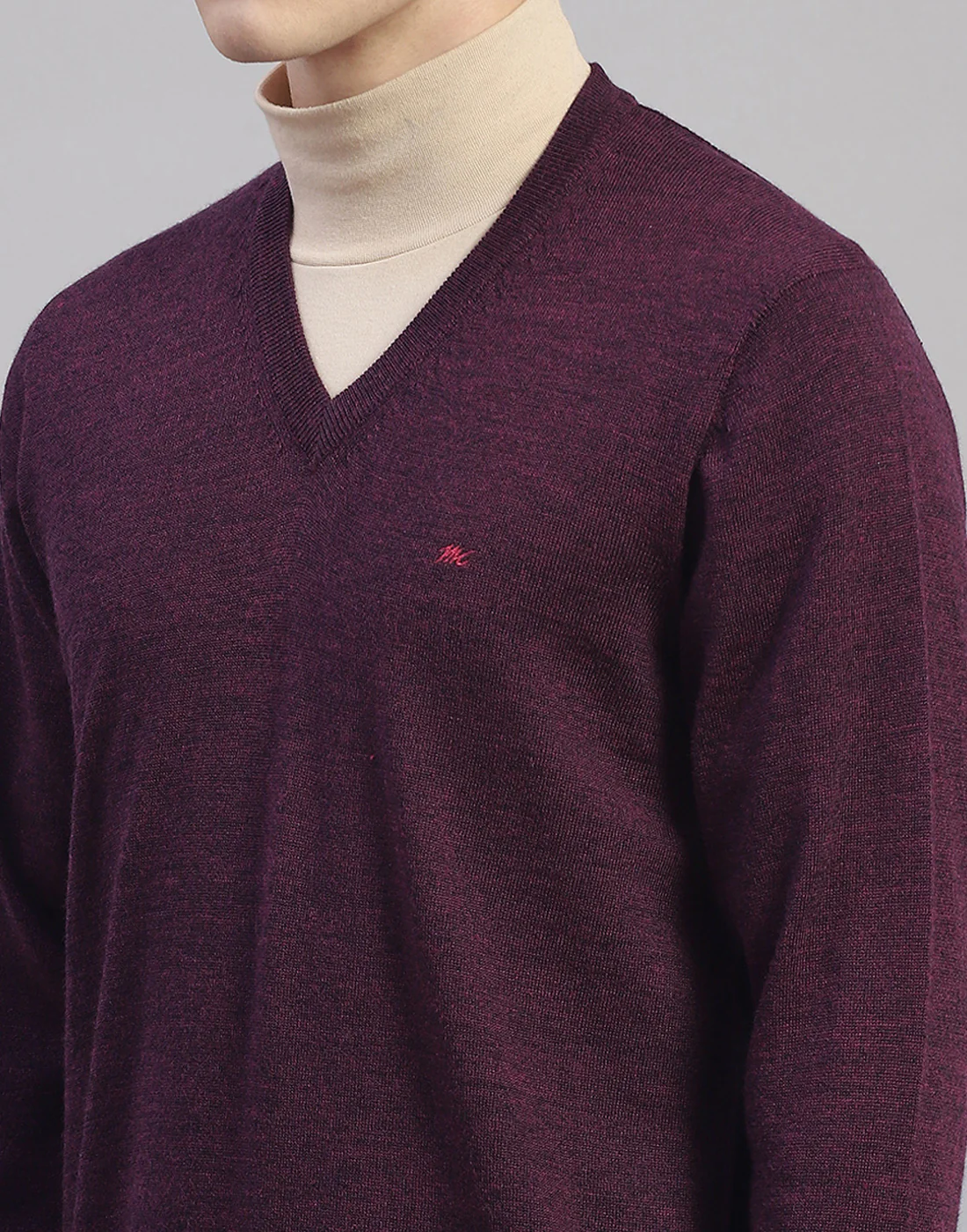 Men Purple Solid V Neck Full Sleeve Pullover - Image 7