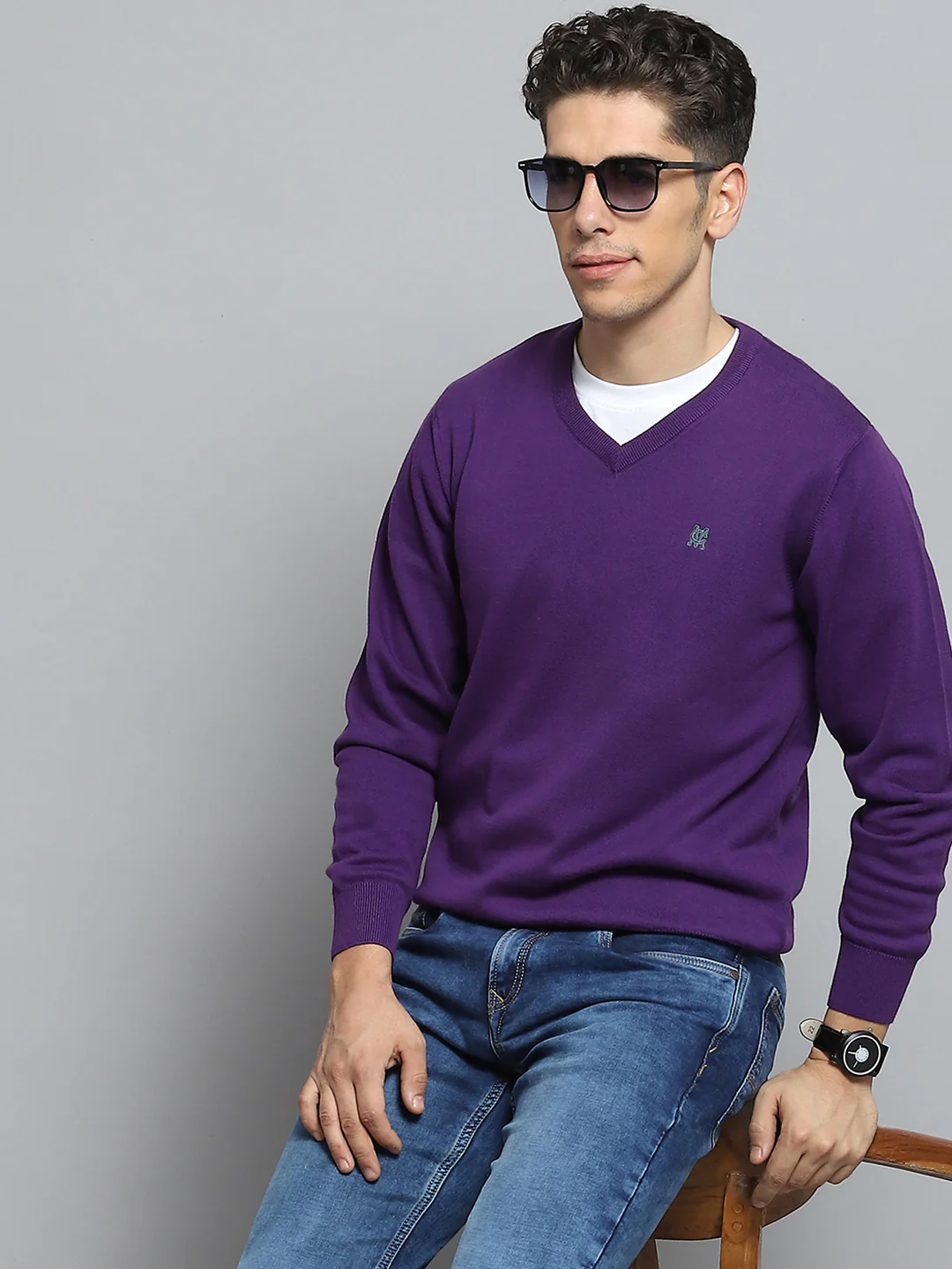 Men Purple Solid V Neck Full Sleeve Pullover - Image 6