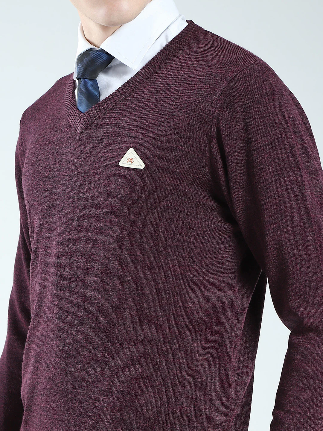 Men Purple Solid V Neck Full Sleeve Pullover - Image 7