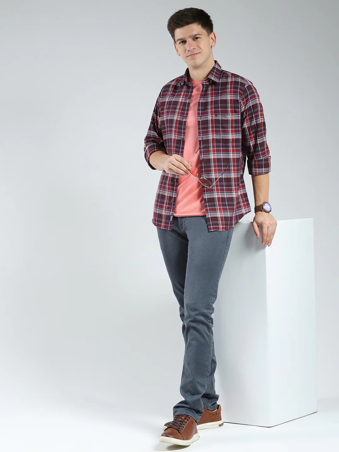 Men Red Check Collar Full Sleeve Shirt - Image 2