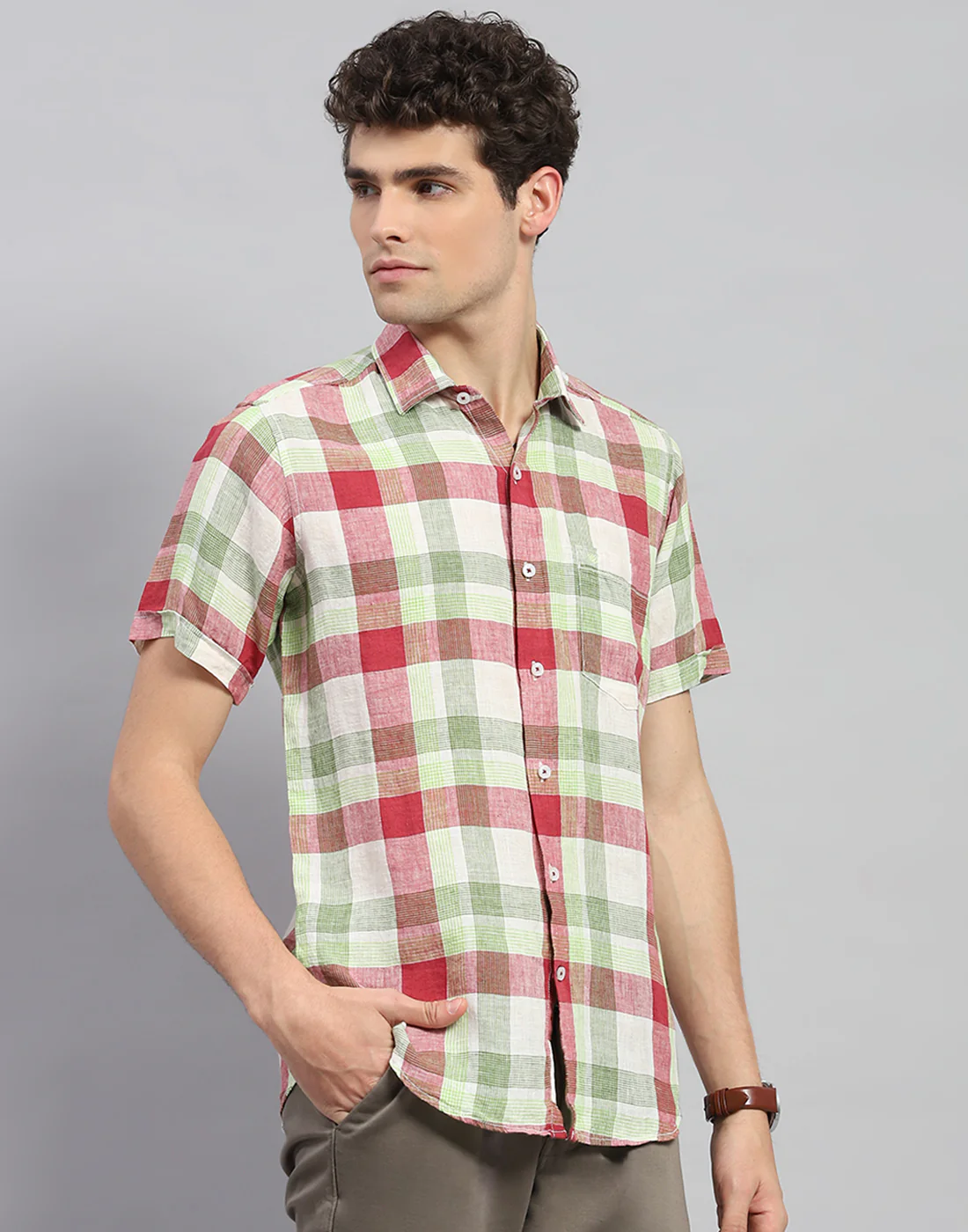Men Red Check Collar Neck Half Sleeve Linen Shirt - Image 4