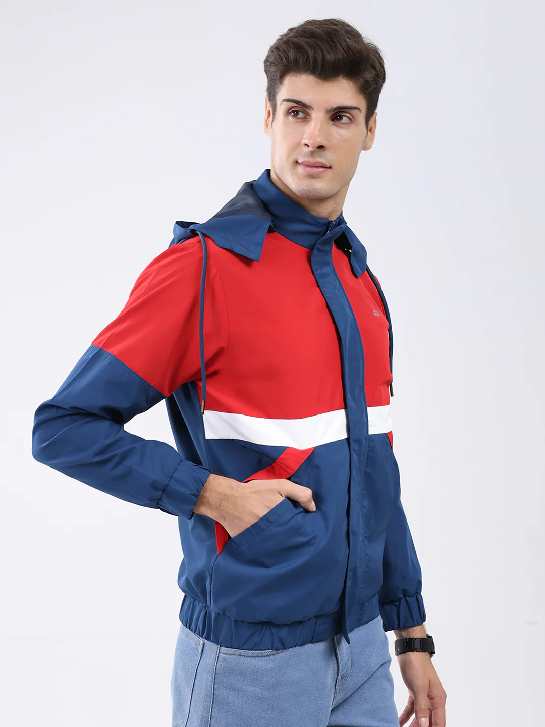 Men Red Colourblocked Hooded Full Sleeve Jacket - Image 4
