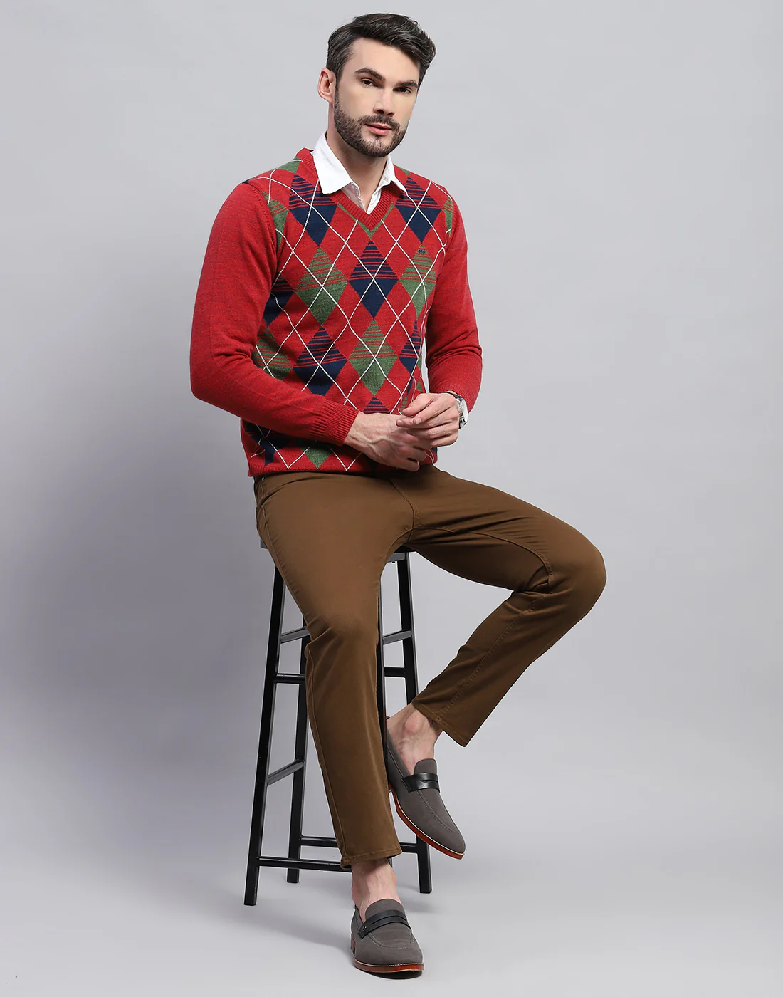 Men Red Geometric V Neck Full Sleeve Pullover - Image 3