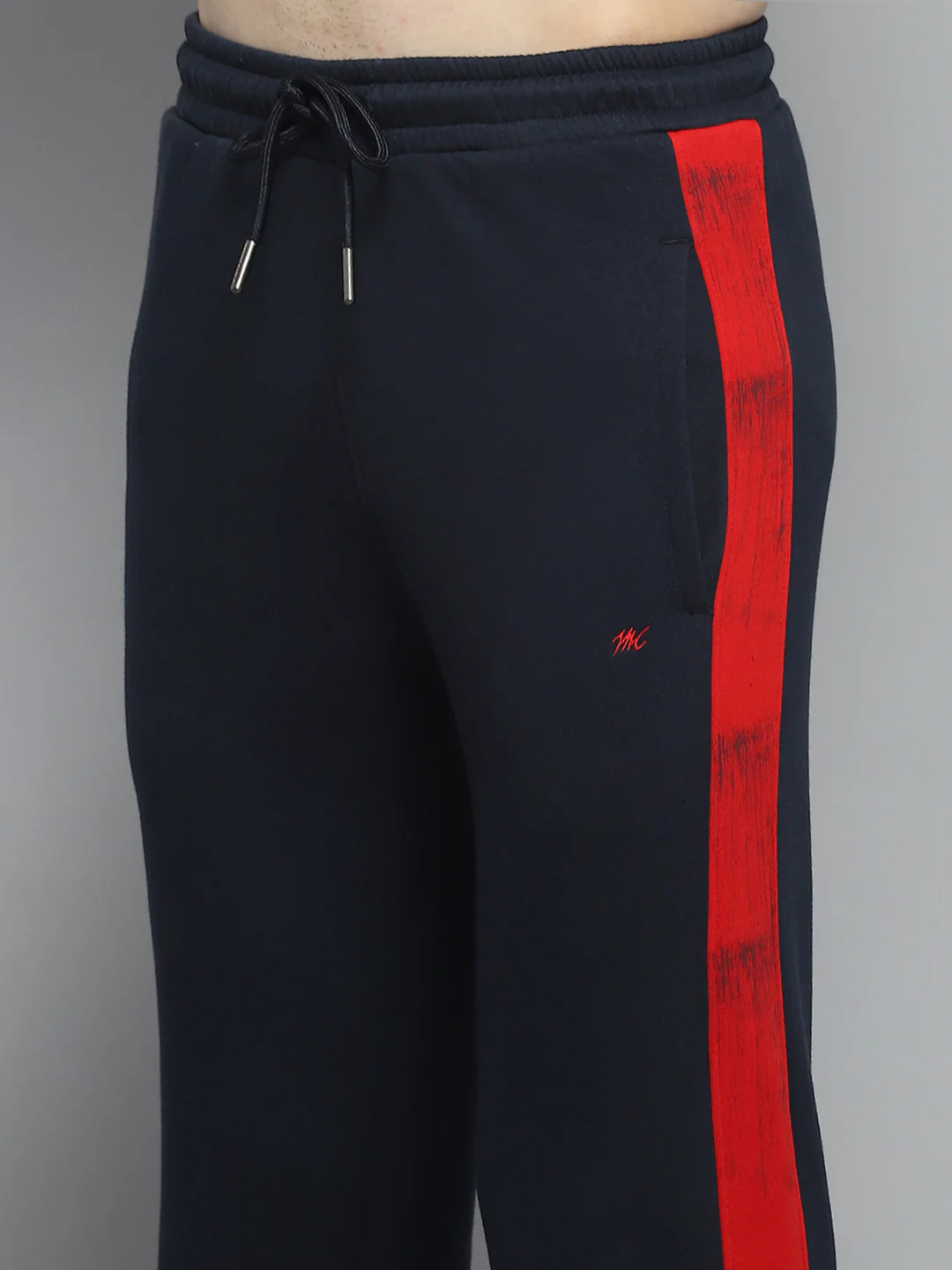 Men Red & Navy Blue Printed Hooded Full Sleeve Winter Tracksuit - Image 8