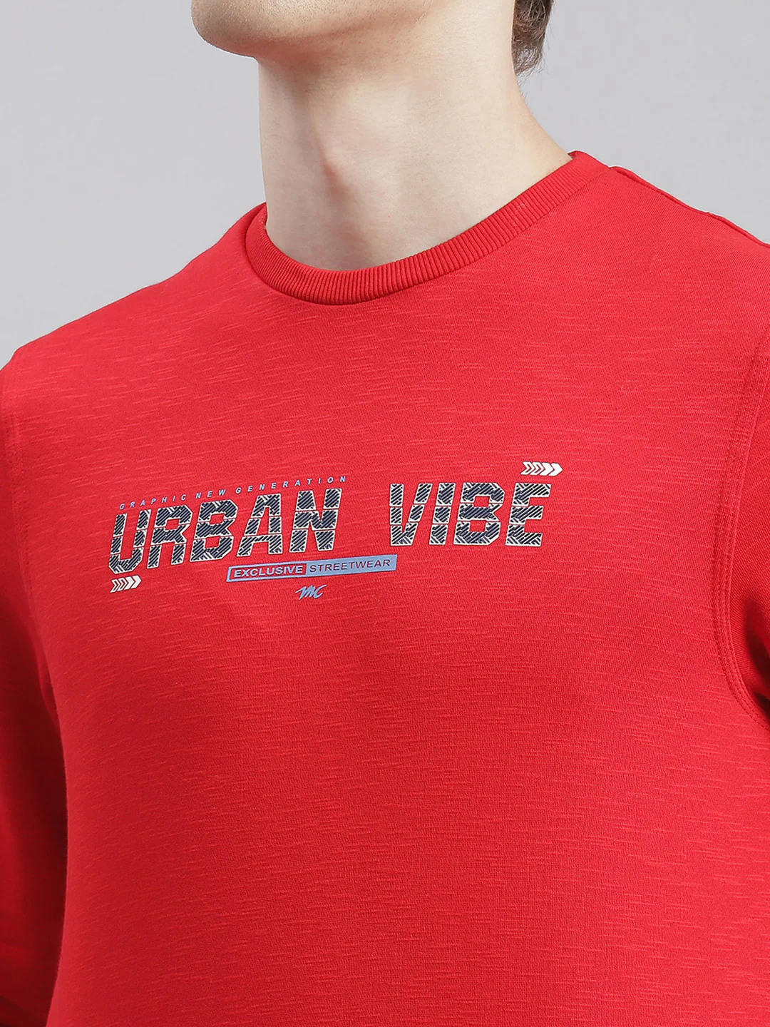 Men Red Printed Round Neck Full Sleeve Sweatshirts - Image 7