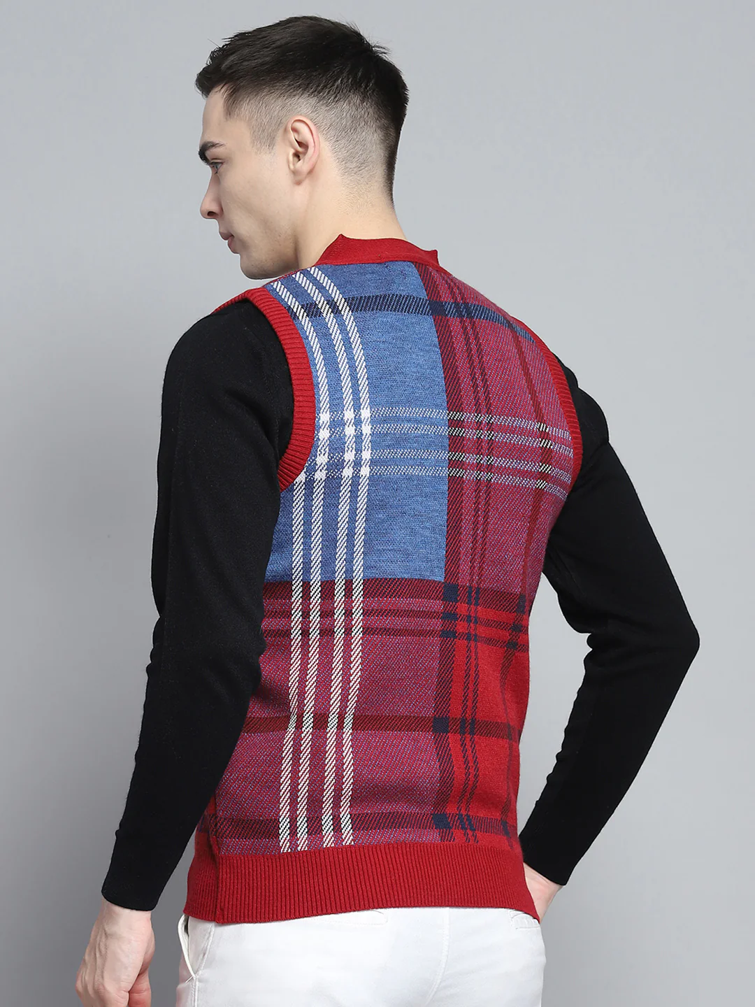 Men Red Self Design V Neck Sleeveless Cardigan - Image 5