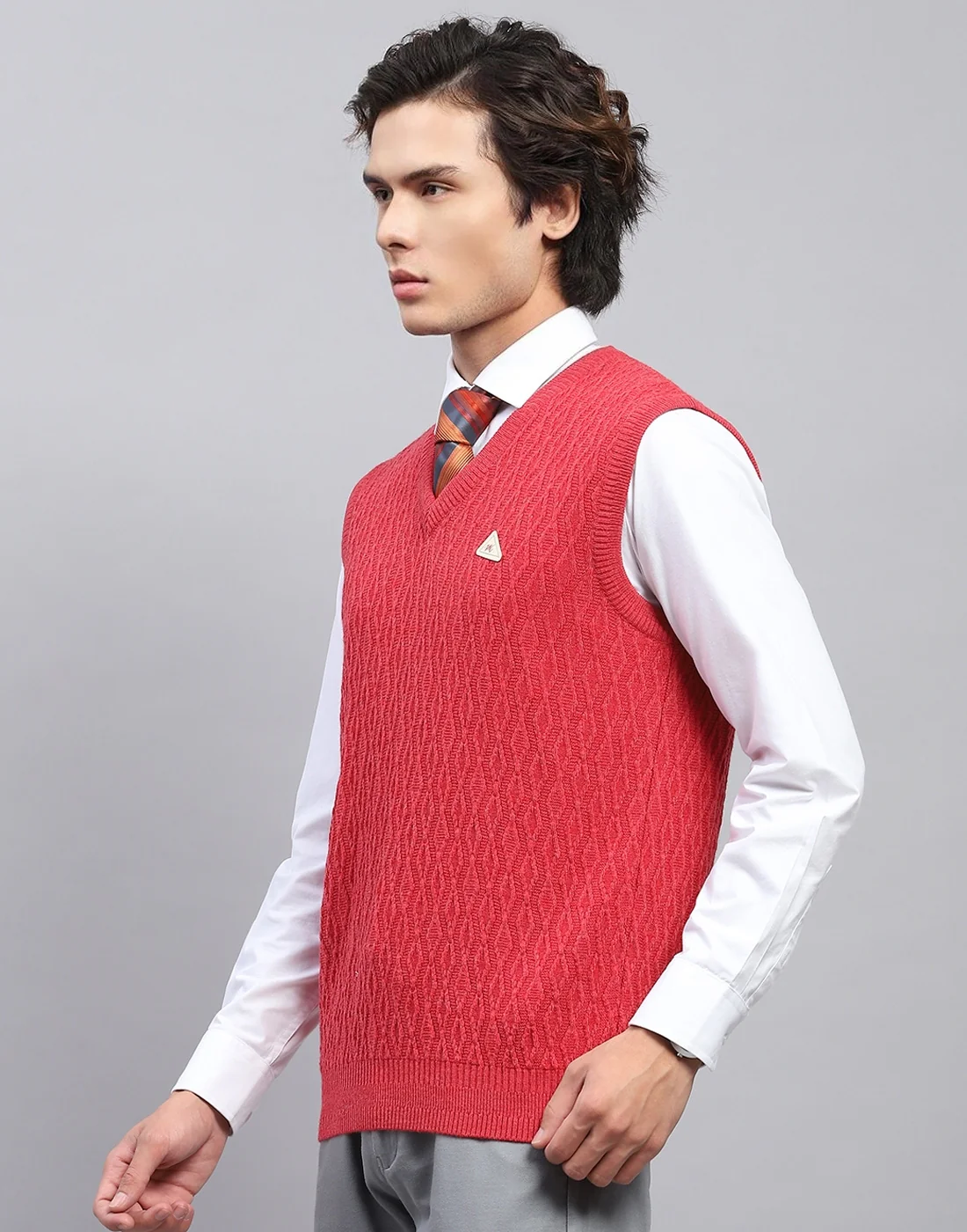 Men Red Self Design V Neck Sleeveless Sweater - Image 3