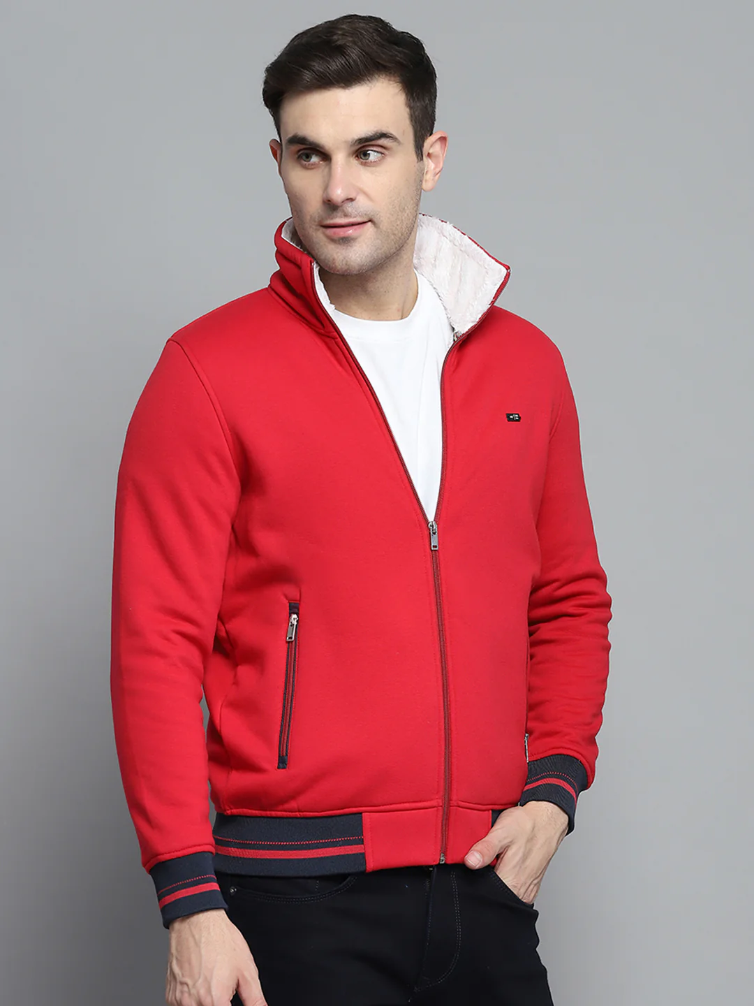 Men Red Solid Collar Full Sleeve Sweatshirt - Image 4