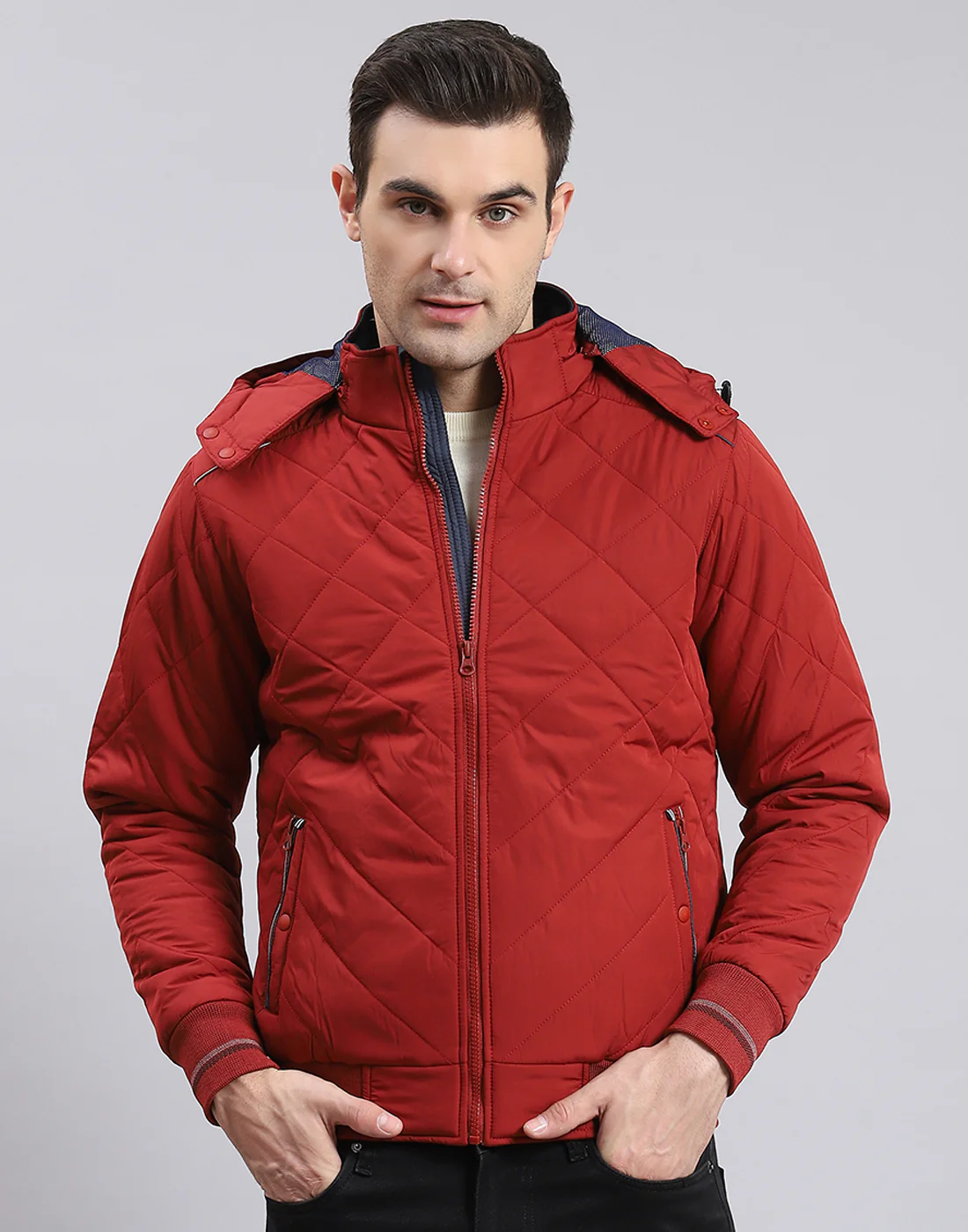 Men Red Solid Hooded Full Sleeve Jacket - Image 2