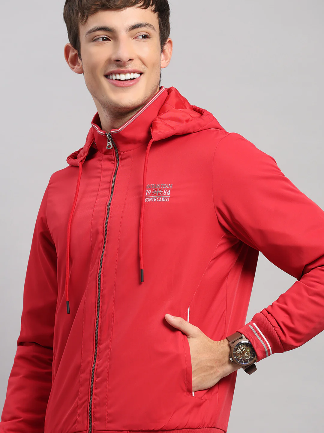 Men Red Solid Hooded Full Sleeve Jacket - Image 7