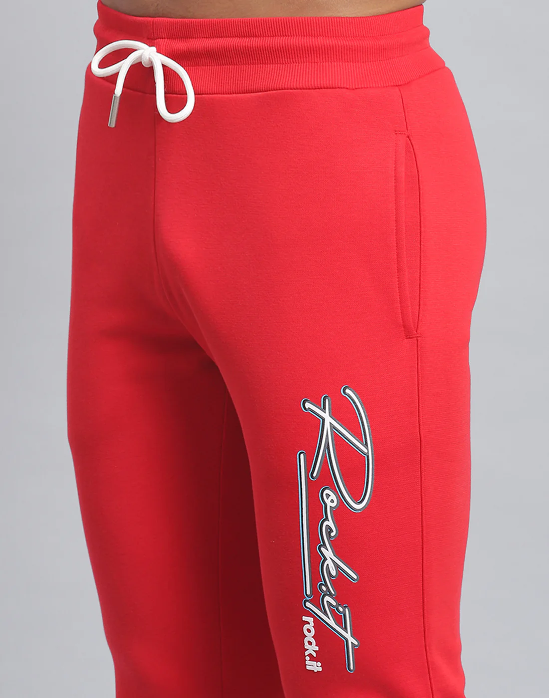 Rock.it Men Red Solid Hooded Full Sleeve Tracksuit - Image 9