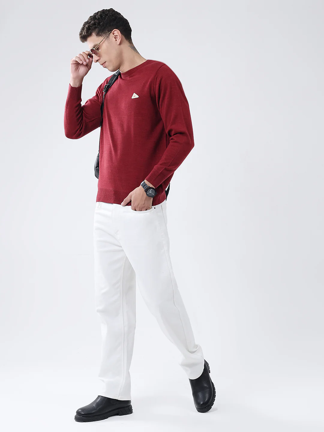 Men Red Solid Round Neck Full Sleeve Pullover - Image 2