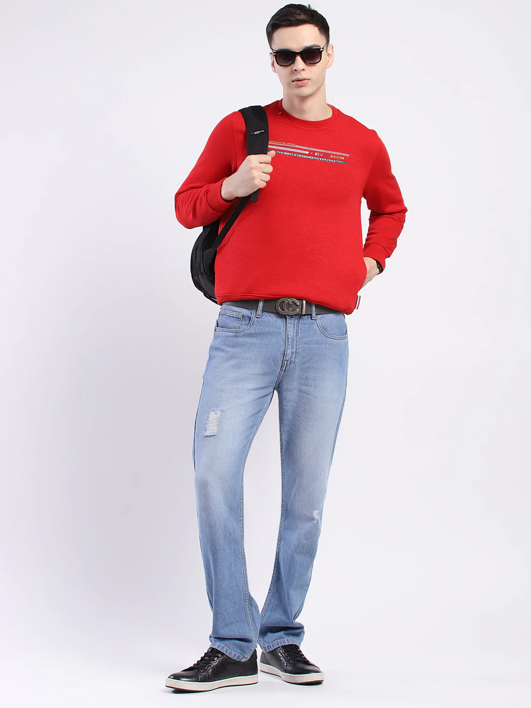 Men Red Solid Round Neck Full Sleeve Sweatshirt - Image 2