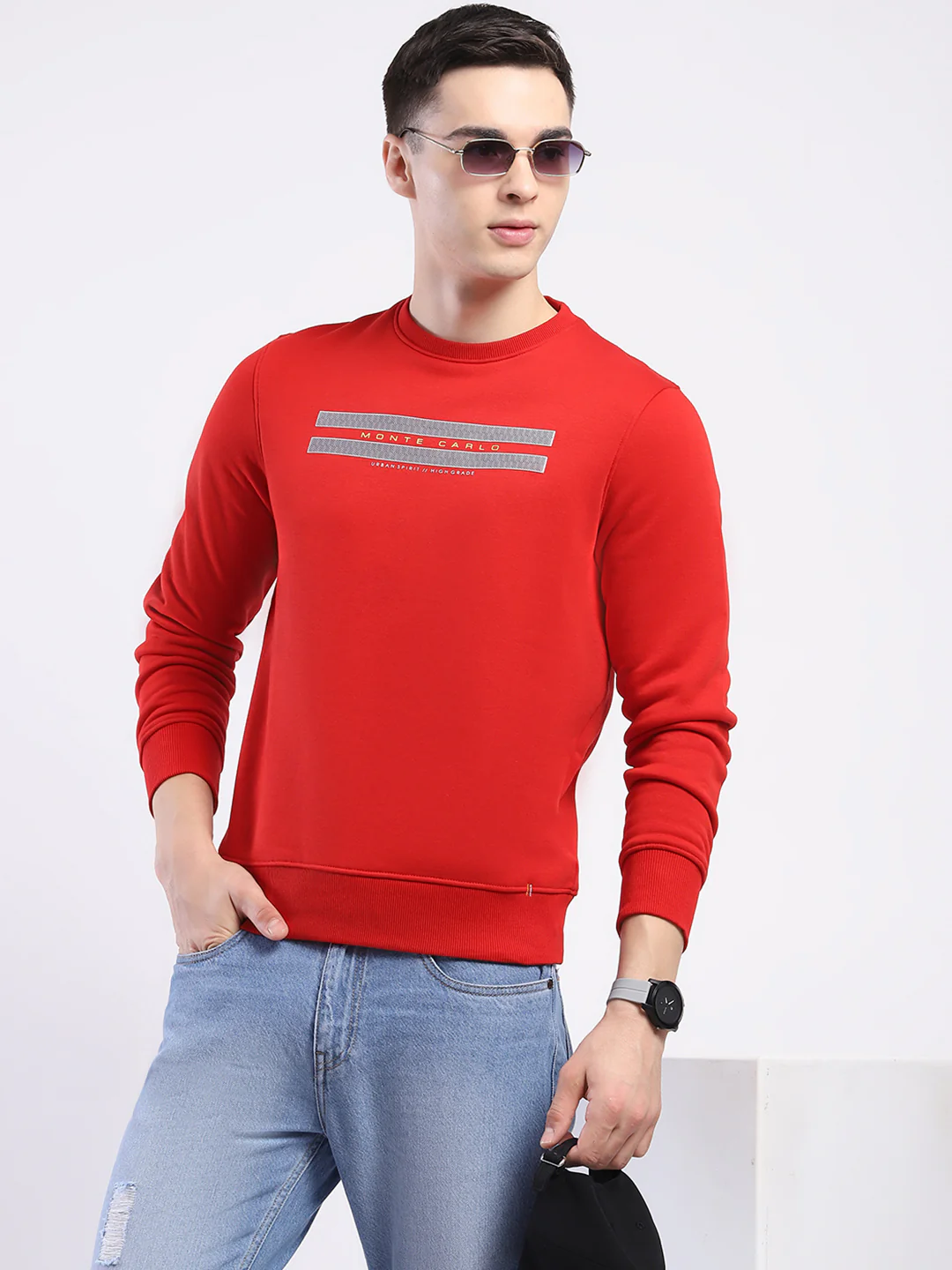 Men Red Solid Round Neck Full Sleeve Sweatshirt - Image 6