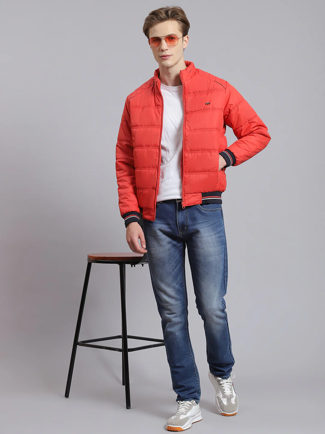 Men Red Solid Stand Collar Full Sleeve Jacket - Image 2