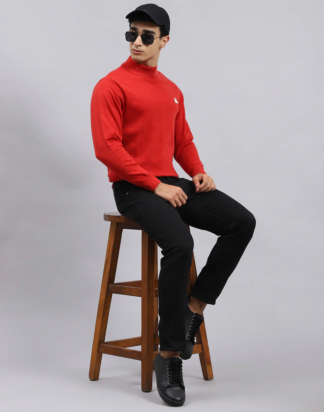 Men Red Solid Turtle Neck Full Sleeve Pullover - Image 2