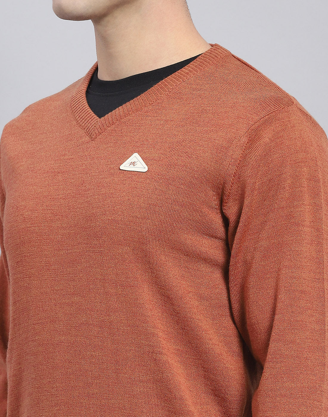 Men Red Solid V Neck Full Sleeve Pullover - Image 7