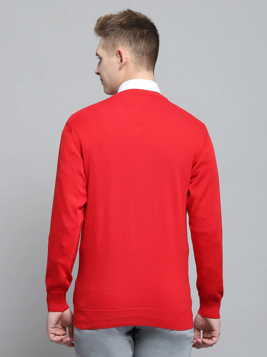 Men Red Solid V Neck Full Sleeve Pullover - Image 5