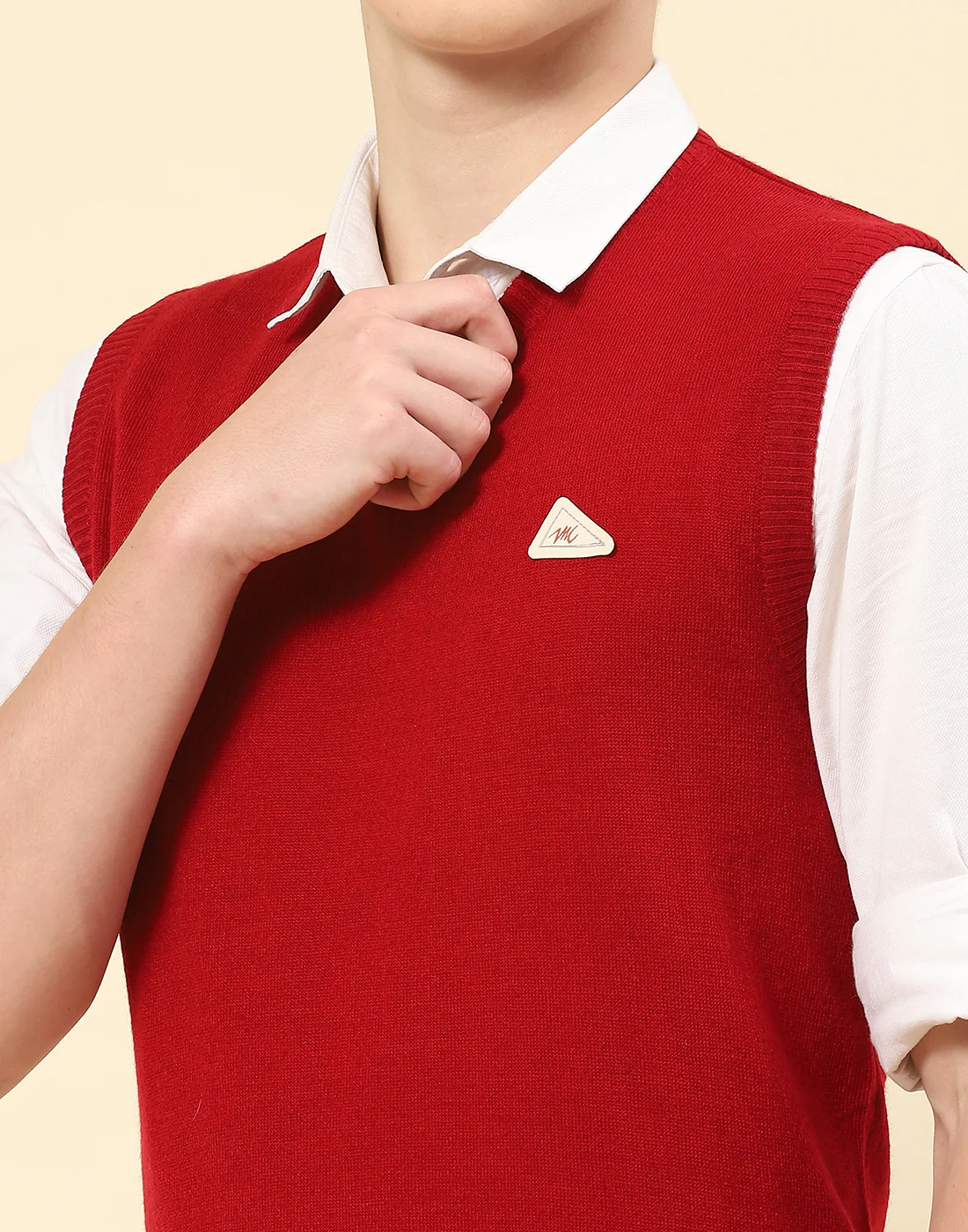 Men Red Solid V Neck Sleeveless Sweater - Image 6