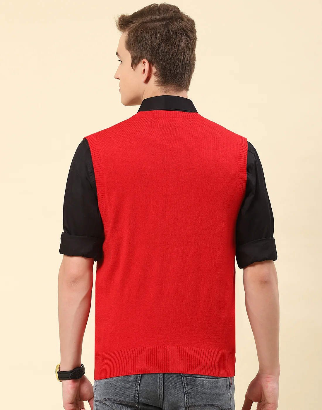 Men Red Solid V Neck Sleeveless Sweater - Image 5