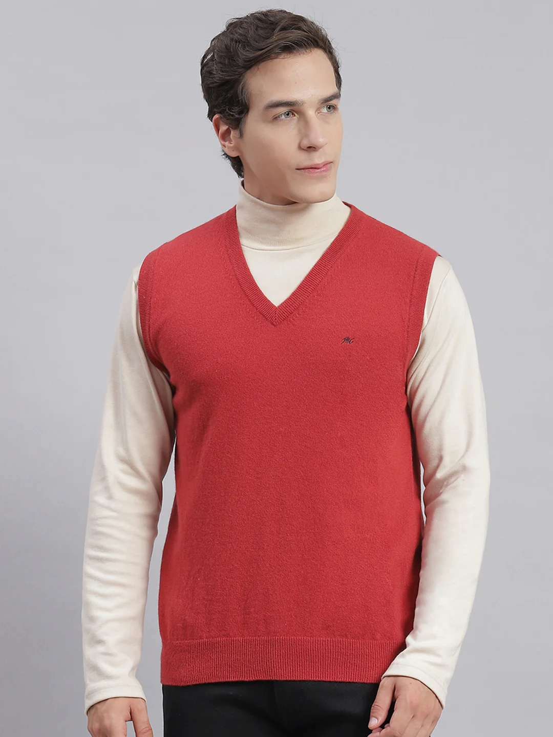 Men Red Solid V Neck Sleeveless Sweaters/Pullovers - Image 2