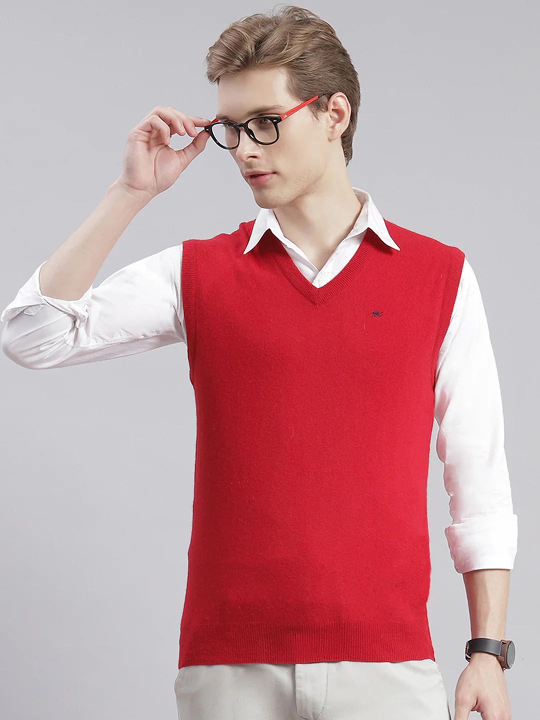 Men Red Solid V Neck Sleeveless Sweaters/Pullovers - Image 2