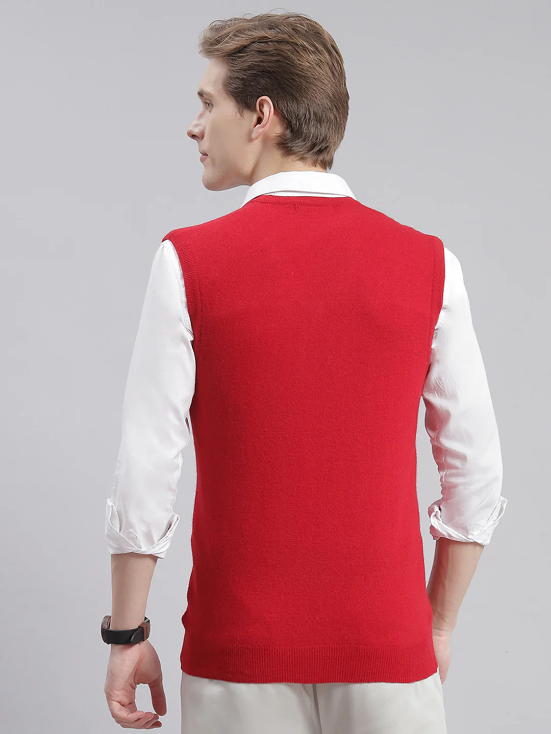Men Red Solid V Neck Sleeveless Sweaters/Pullovers - Image 5