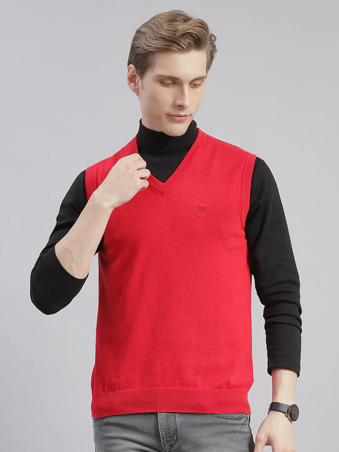Men Red Solid V Neck Sleeveless Sweaters/Pullovers - Image 3