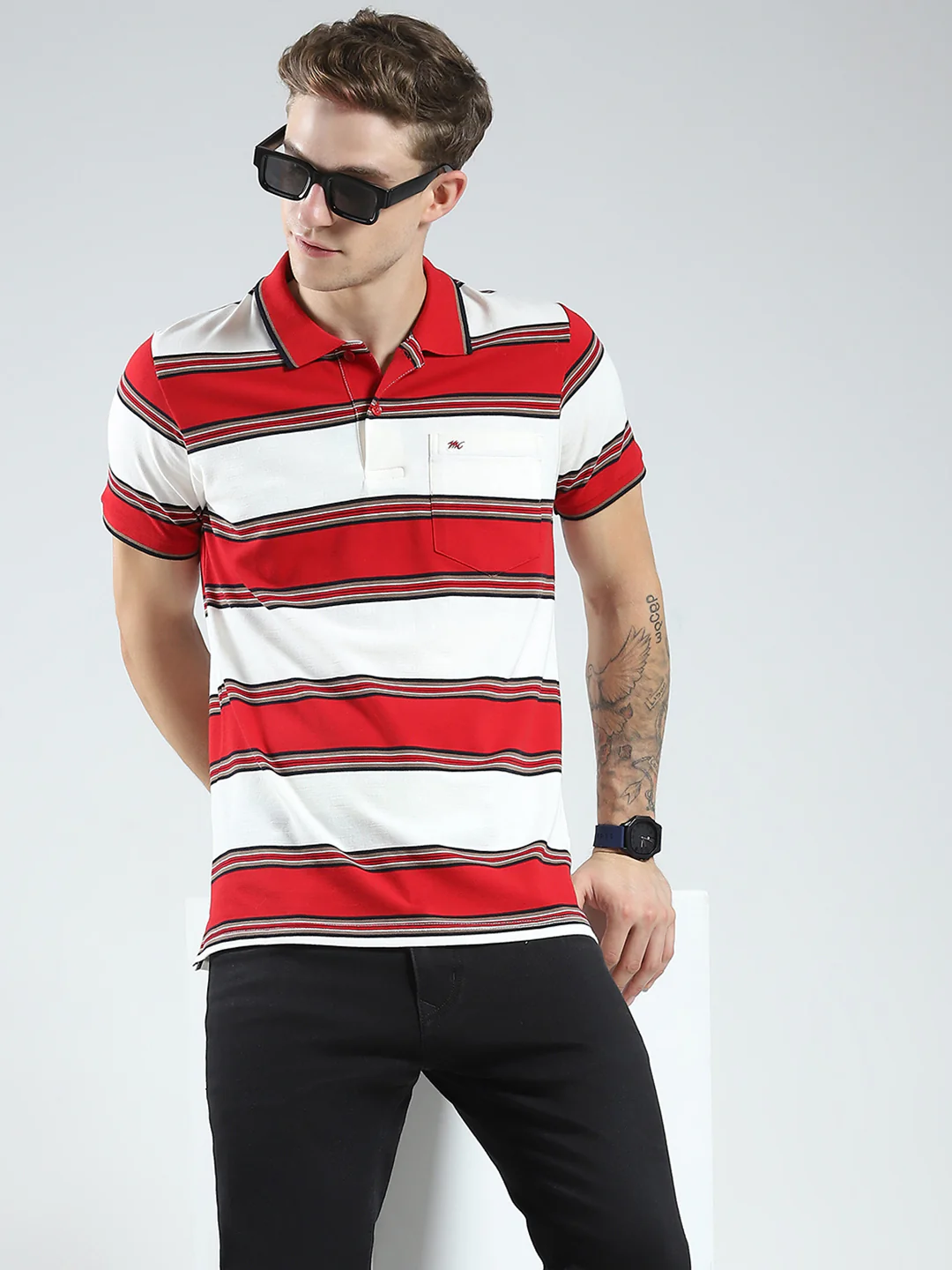 Men Red Stripe Collar Half Sleeve T-Shirt - Image 6