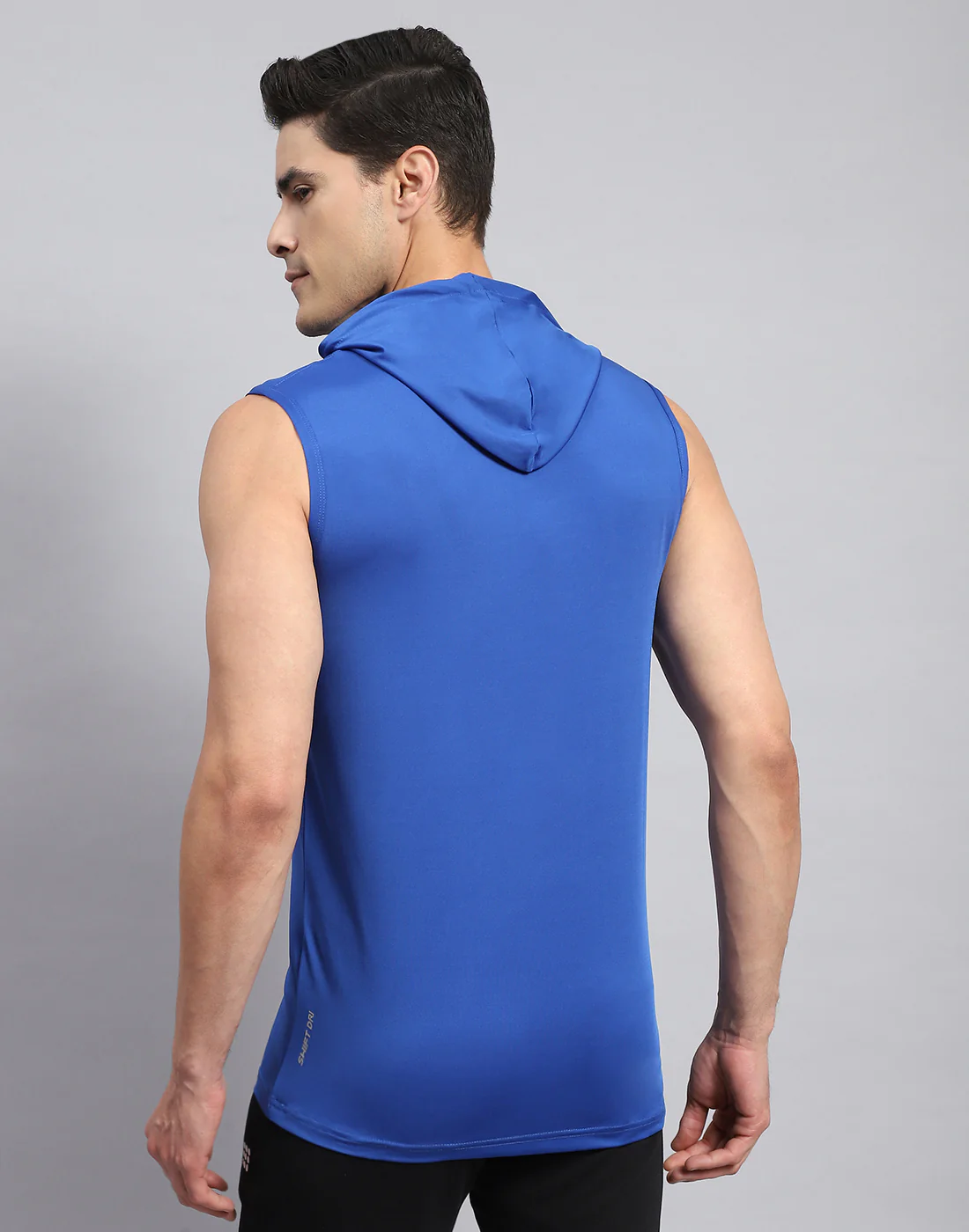 Rock.it Men Royal Blue Solid Hooded Sleeveless T-Shirt - Image 5