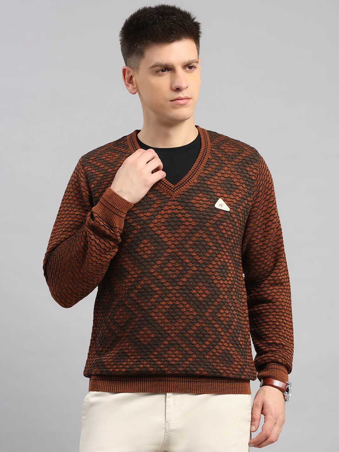 Men Rust Printed V Neck Full Sleeve Pullover